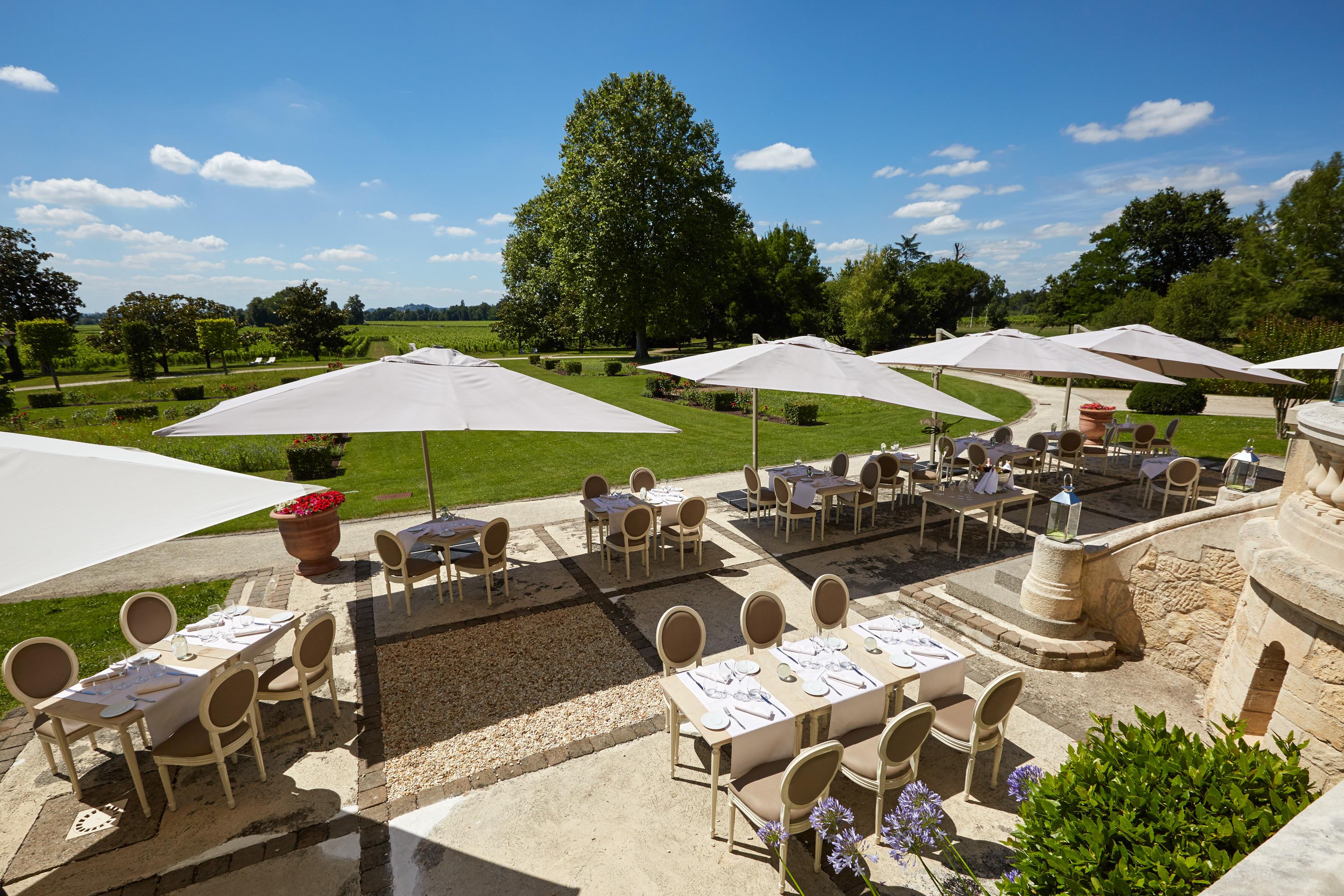 Chateau Hotel Grand Barrail Saint-Emilion Exterior photo